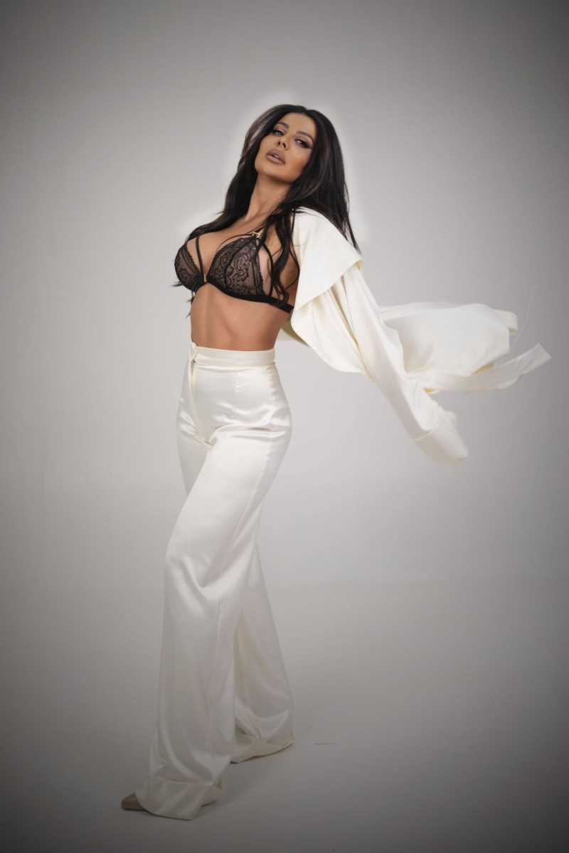 WhatsApp Image 2025-01-27 at 16.07.21 (4).jpeg