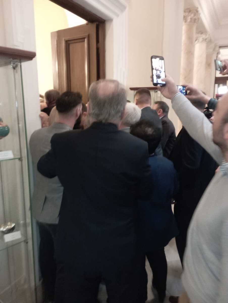 WhatsApp Image 2025-01-28 at 10.08.39 AM (1).jpeg