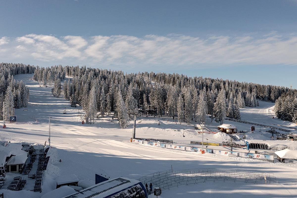 Idealno vreme za planinu i jedinstvena prilika za prve skijaške korake