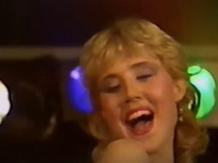 2025-01-28 14_08_45-Dan kad je zbog Lepe Brene morala intervenirati policija nastao je neočekivani k.jpg