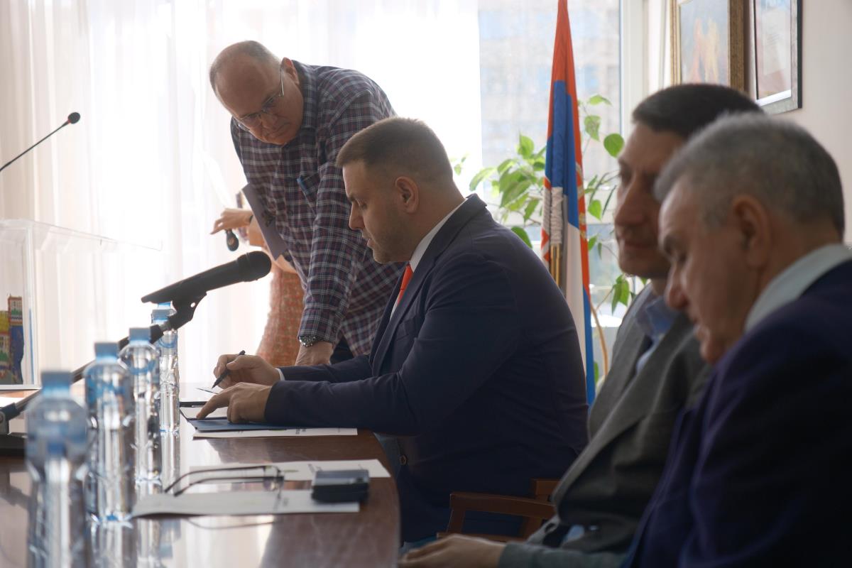 WhatsApp Image 2025-01-29 at 3.31.15 PM (2).jpeg