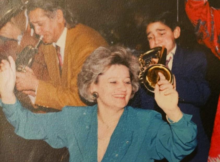 SEjdići Mali Nebojša svira s dedom1.jpg