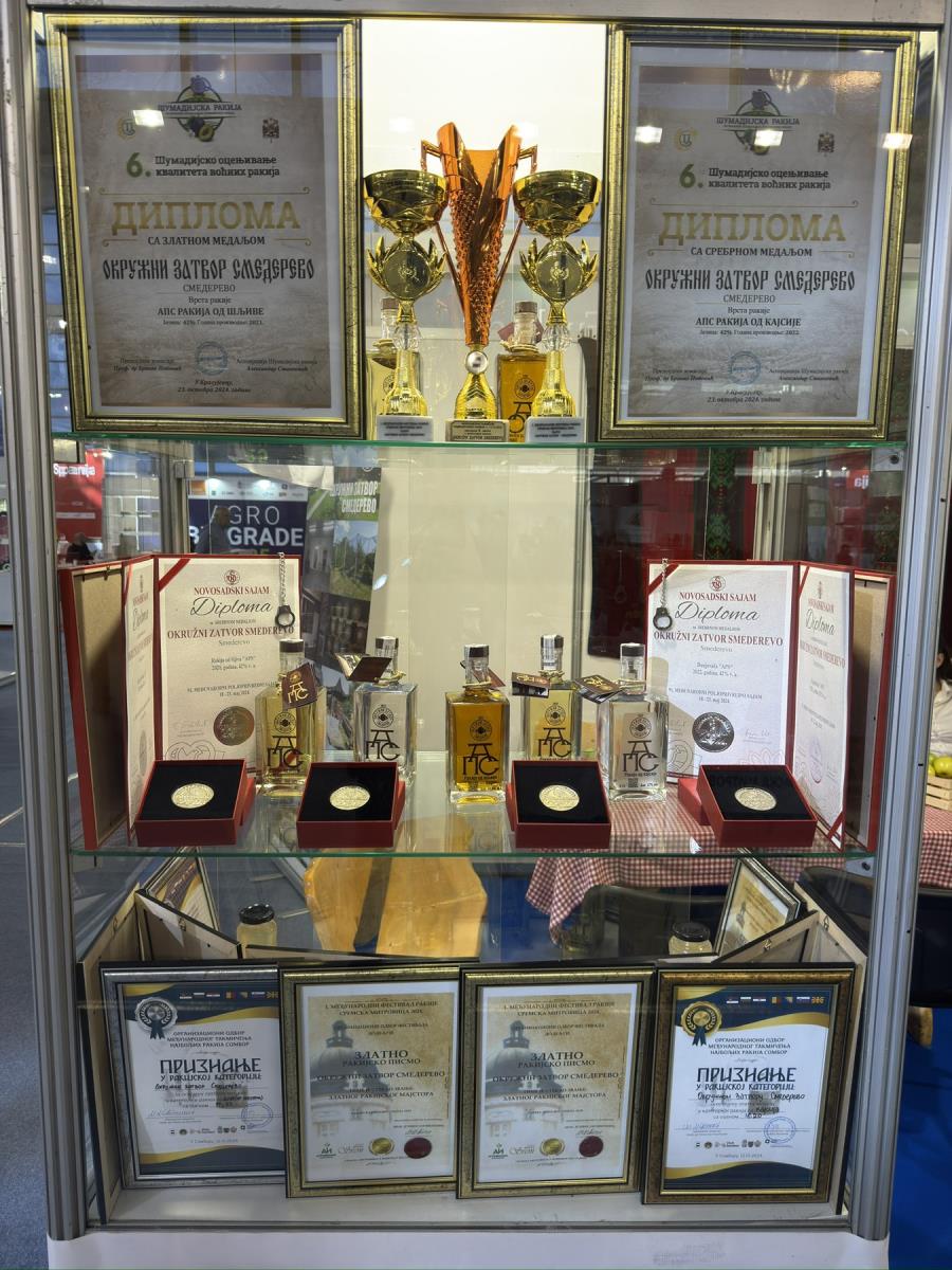 FOTO UIKS, sajam, štand 3 (1).jpg