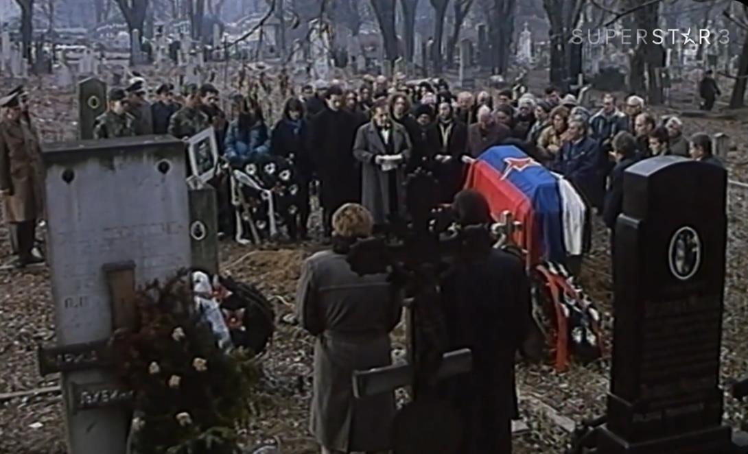 Pun mesec nad Beogradom 1.jpg