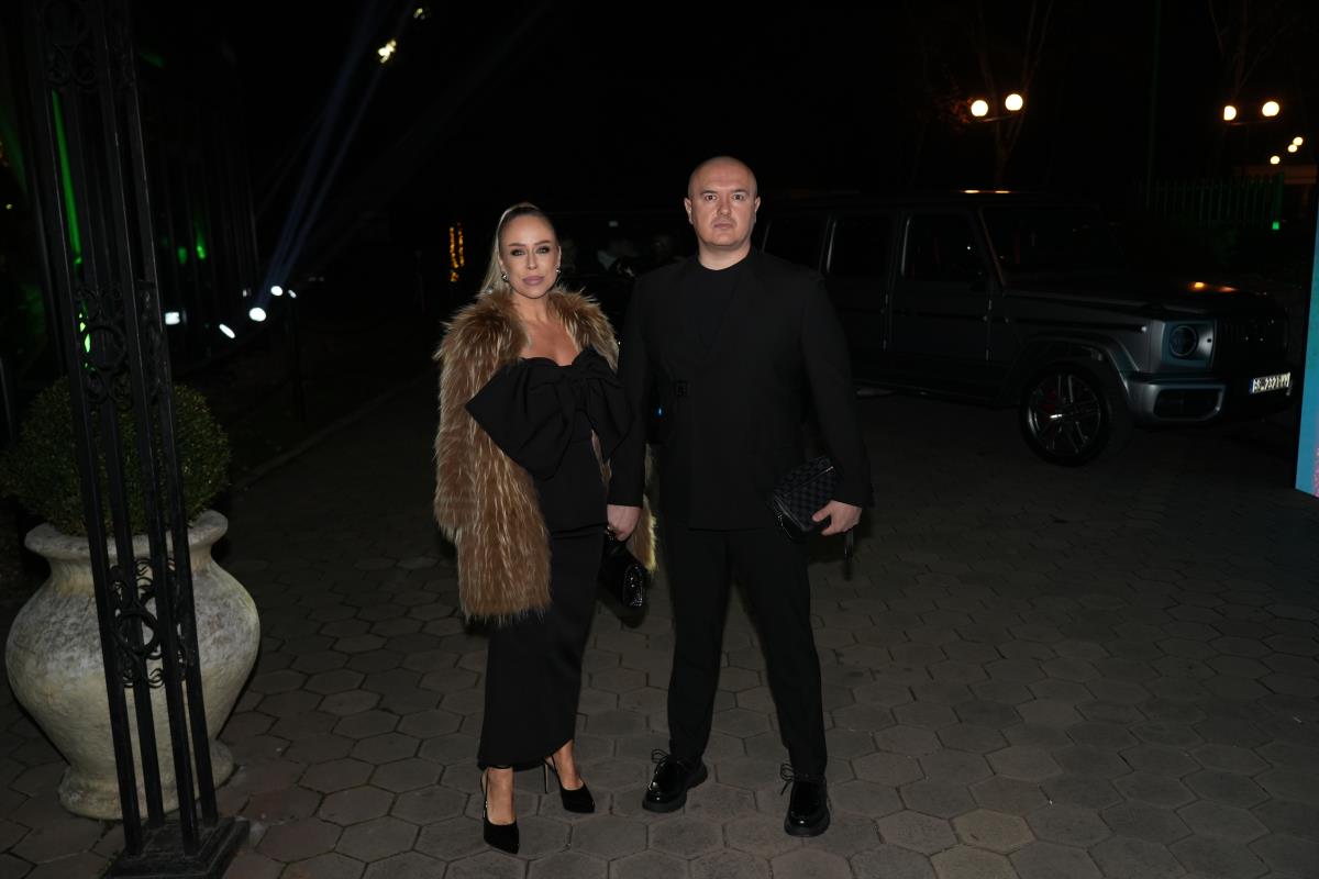 SLAĐA ALEGRO OPLELA PO KIJI KOCKAR! Jela je i pila kod Kaće Živković, a sad sve iskoristila protiv nje - podržala koleginicu