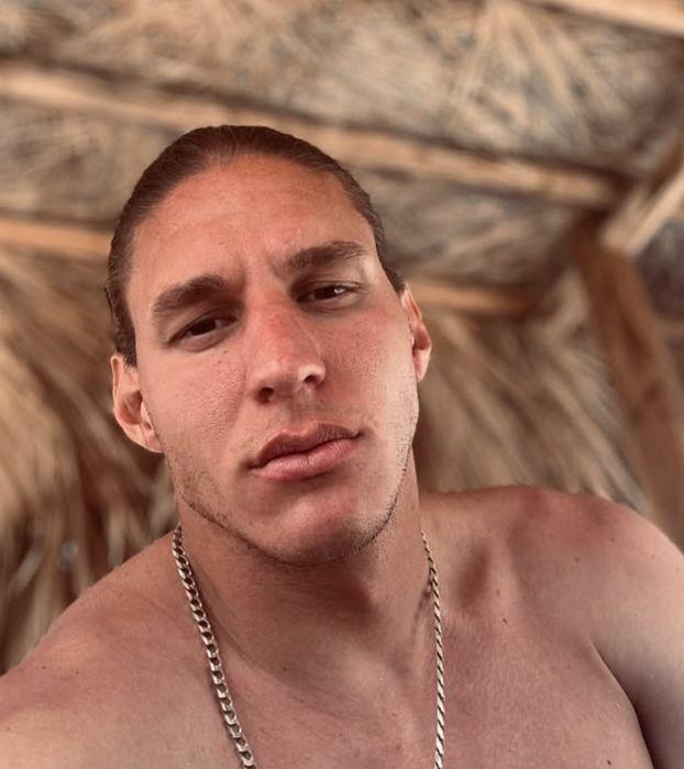 2025-01-31 15_32_53-Instagram.jpg