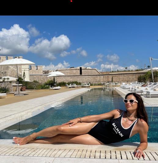 Marija Karan u kupaćem (3).jpg