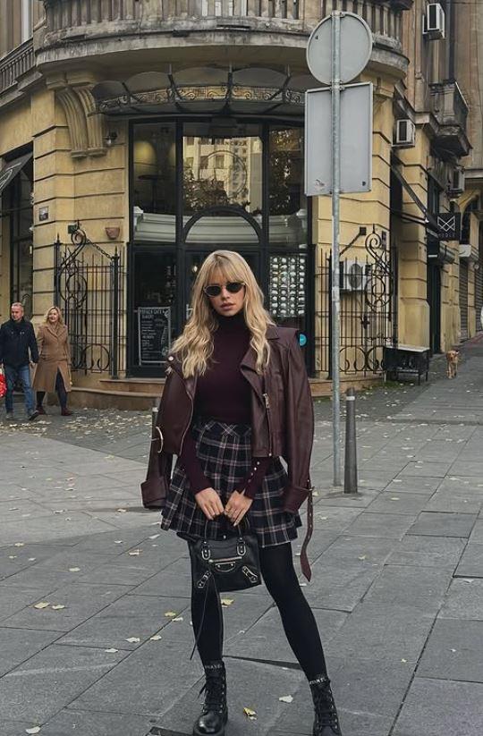 2025-02-04 07_51_35-Instagram.jpg