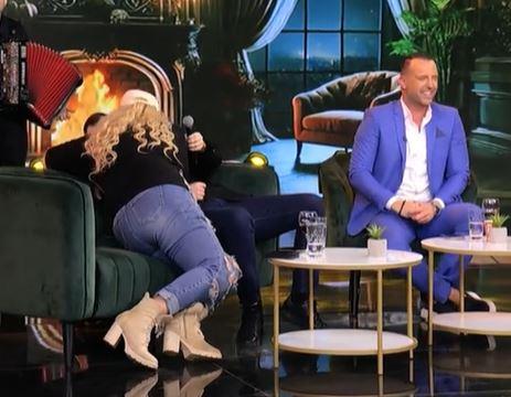 2025-02-04 10_14_36-(2)Šta vi kažete na ovo_ 😳😳😳😳 #fyp #foryoupage #balkan #tiktok #serbi... _ T.jpg