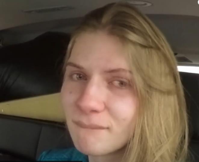 Jolanda devojka koja je pobegla iz kulta 3.png