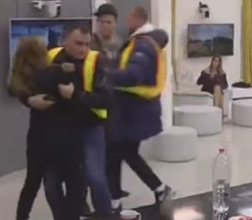 2025-02-05 07_24_06-PhotoMaster.jpg