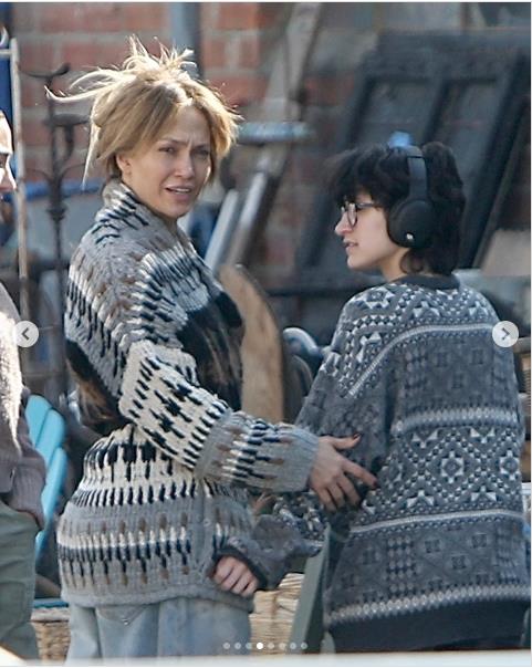 Dženifer Lopez u džemperu koji skoro svaka Srpkinja ima 4.png