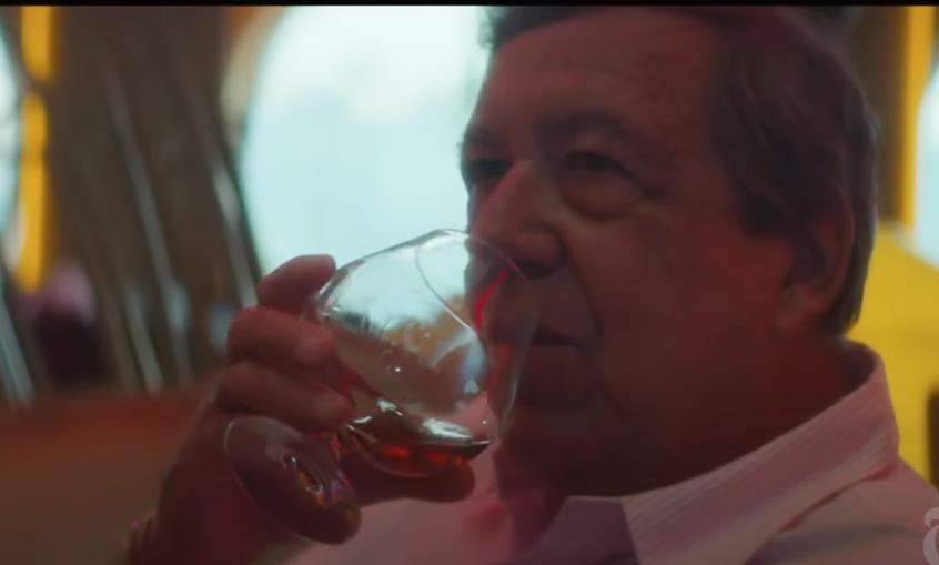 Mario Salsedo 25 godina živi na kruzerima 5.png