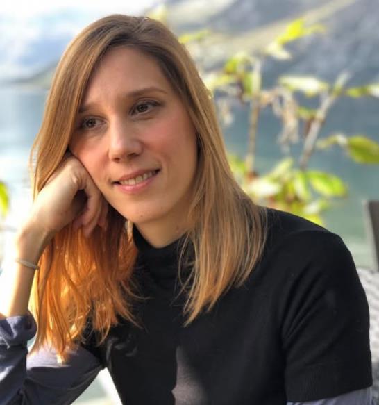 Dana foto Facebook.jpg