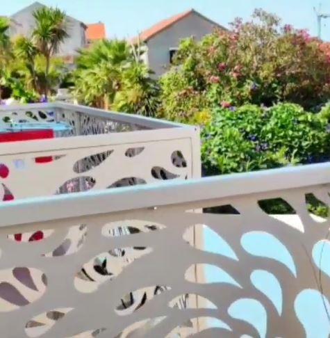 2025-02-08 14_16_41-Instagram.jpg