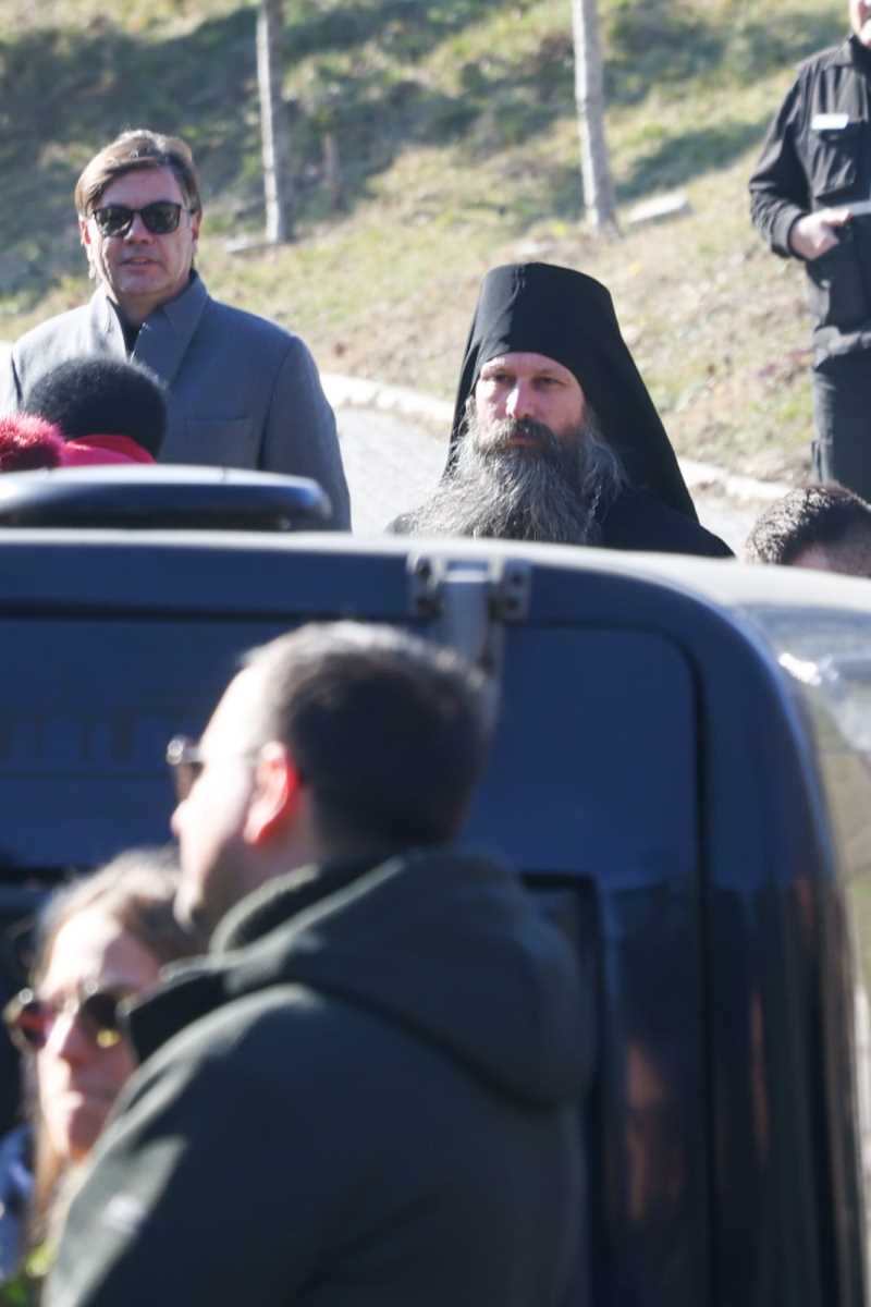 WhatsApp Image 2025-02-10 at 12.51.59_23979591.jpg