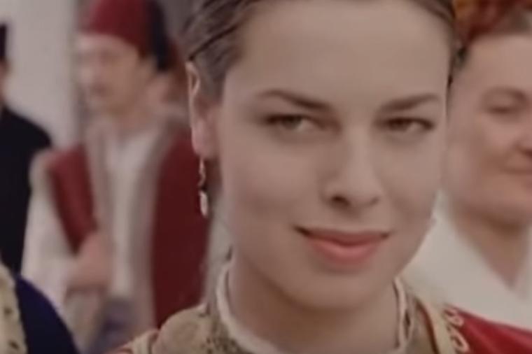 Katarija Radivojević u filmu Zona Zamfirova