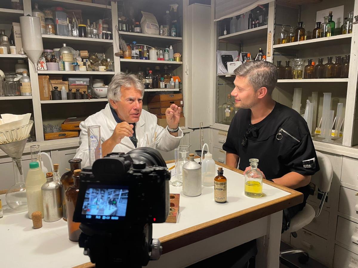 Nenad Jovanov parfimerija Sava.jpg