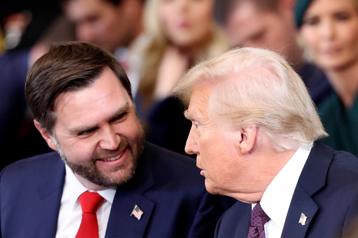 Džej Di Vens Donald Tramp.jpg