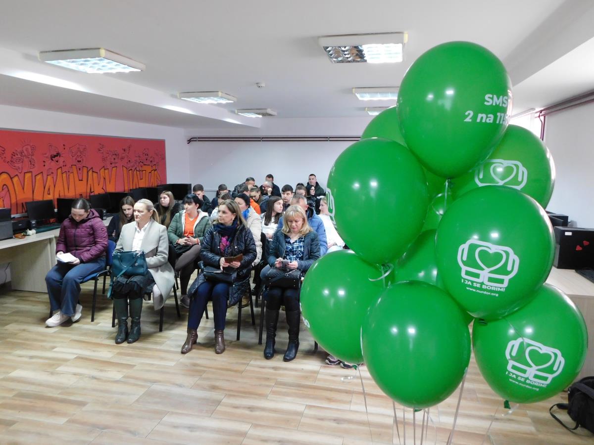 Organizacija NURDOR se predstavila u Loznici uoči Svetskog dana dece obolele od raka