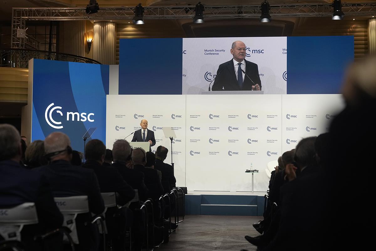 xxx03 AP Matthias Schrader.jpg