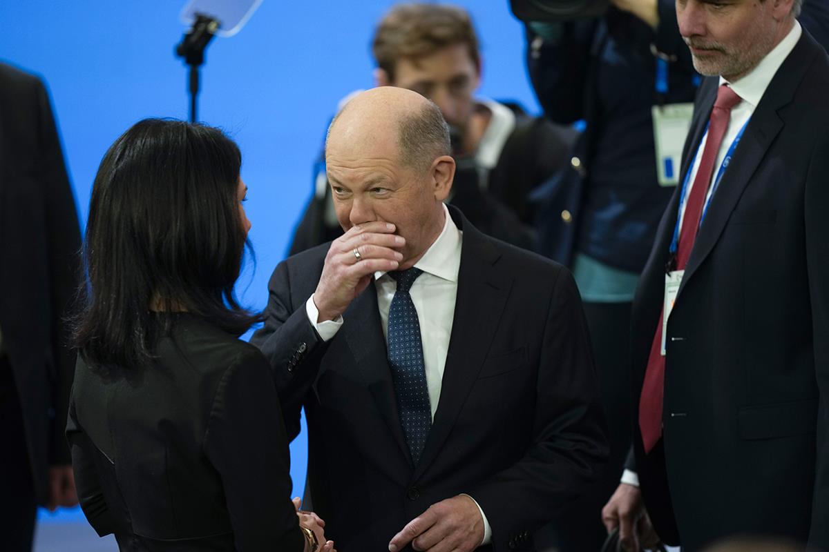 xxx AP Matthias Schrader.jpg