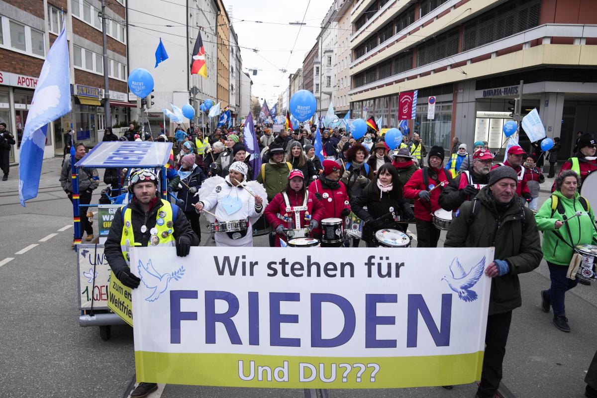 xxx AP Ebrahim Noroozi.jpg