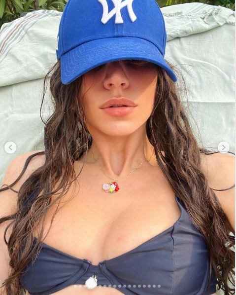 Marija Kundačina u kupaćem kostimu 3.jpg