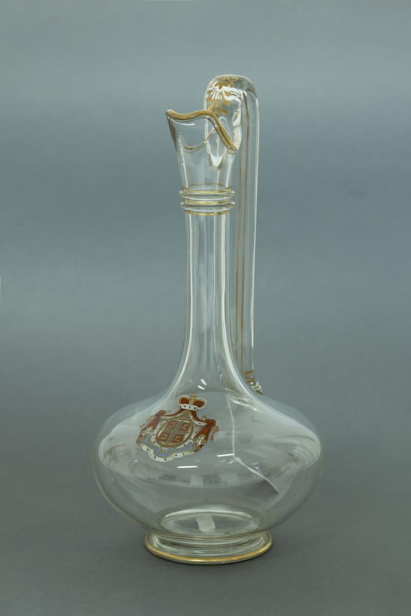 Кристални караф са позлатом Фото Ива Јотић Лубура.jpg