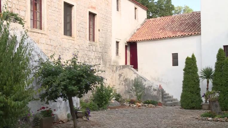 Manastir Krupa 5.png