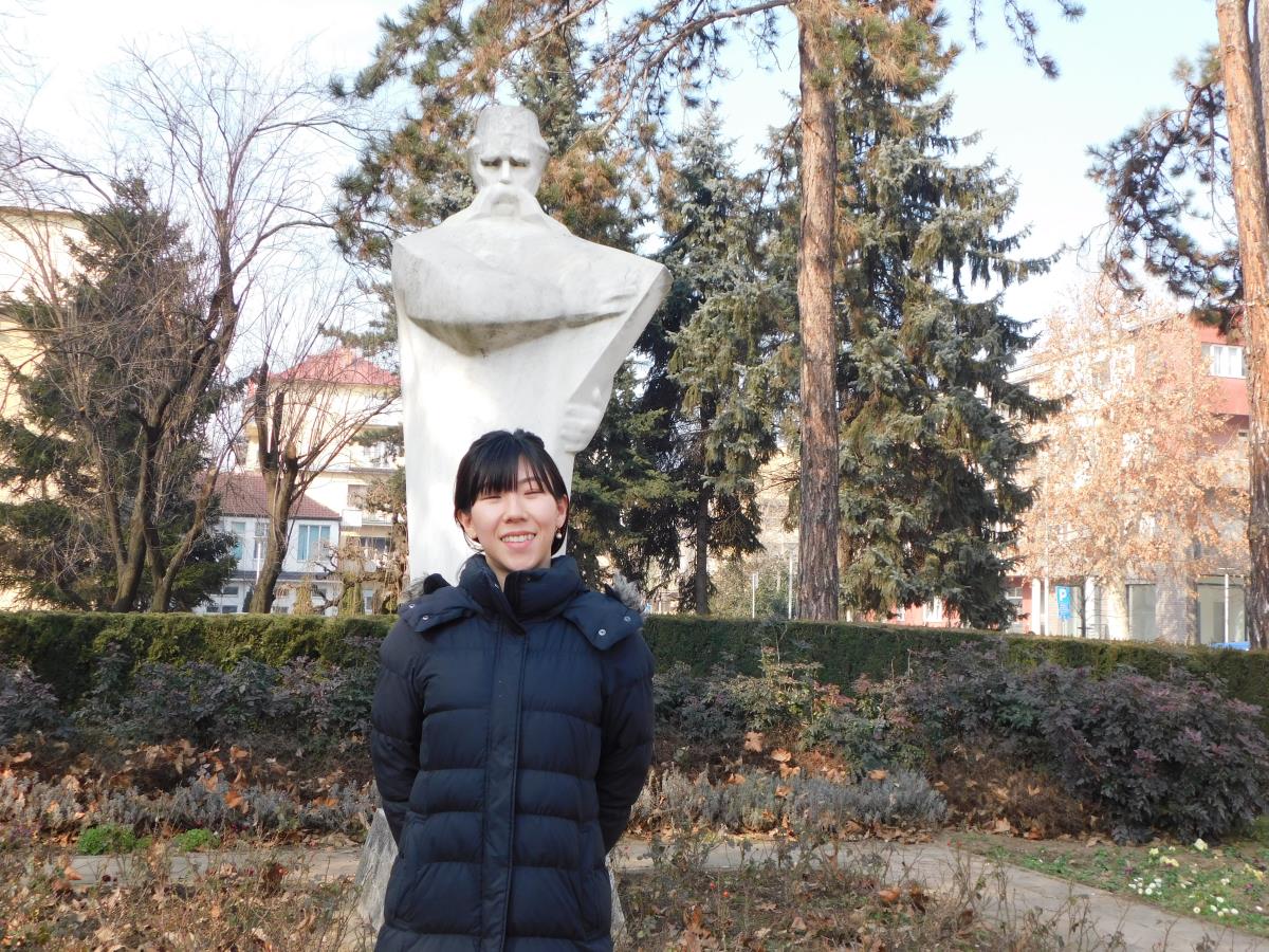 LOZNICA - Hvala Vuku  za azbuku.JPG