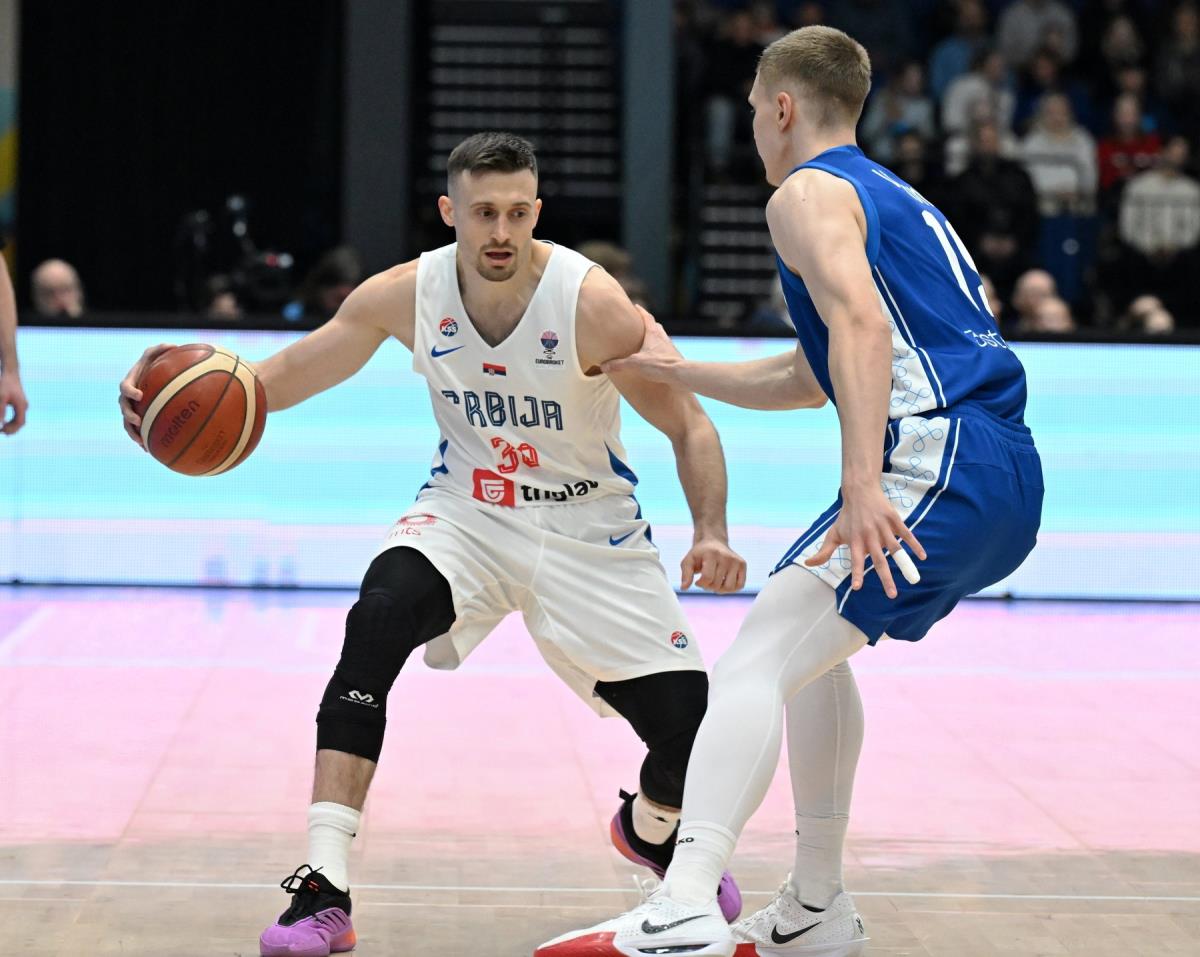 Pešić posebno istakao Petruševa posle pobede Srbije