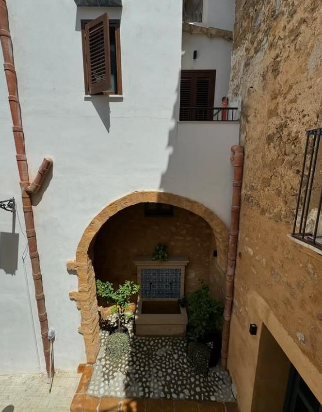 Kupila kuću koja se raspadala i renovirala je