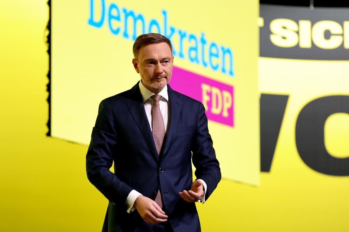 x01 EPA Filip Singer.jpg