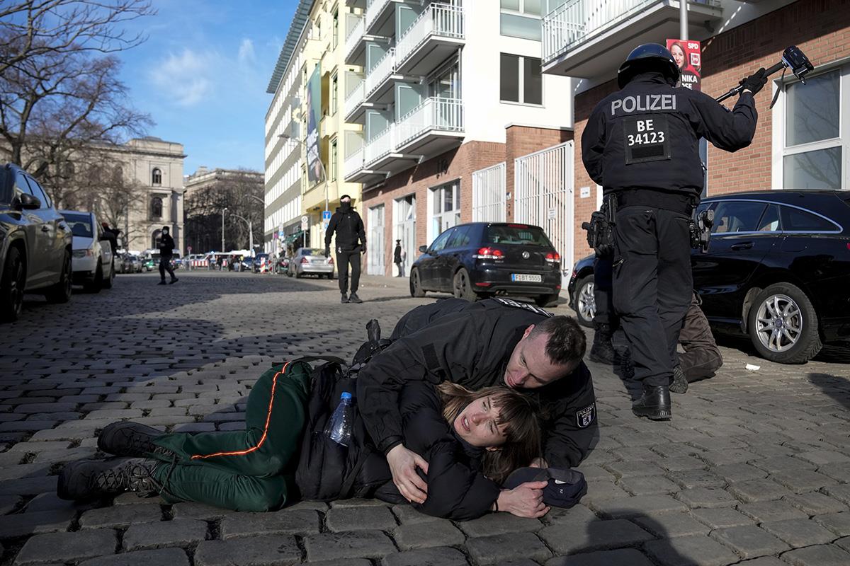 x08 AP Ebrahim Noroozi.jpg