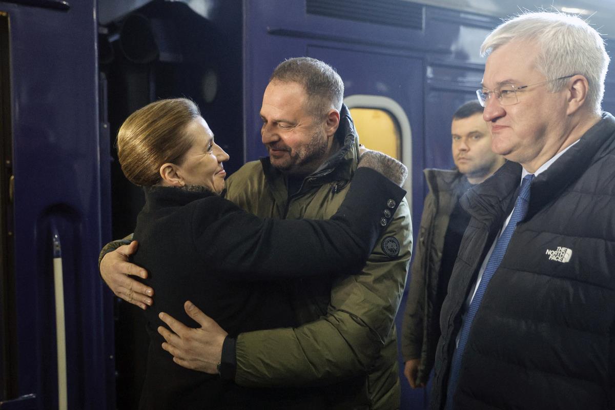 ukrajina05 EPA Sergey Dolzhenko.jpg