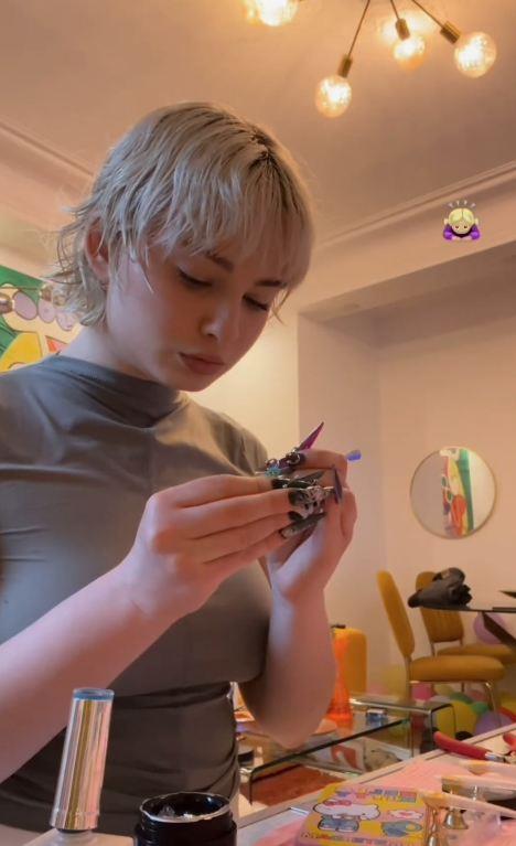 2025-02-24 13_21_47-Instagram.jpg