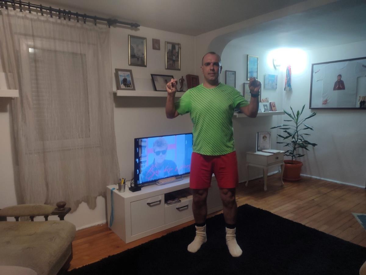 LOZNICA - U vunenim čarapama.jpg