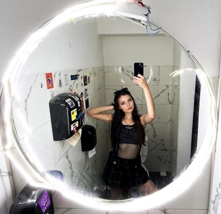 Natalija Stokic 7.png