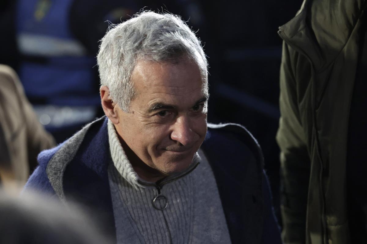 cuta EPA Robert Ghement.jpg