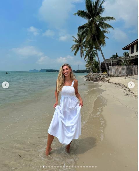 Zara MekDermont na Tajlandu 1.png