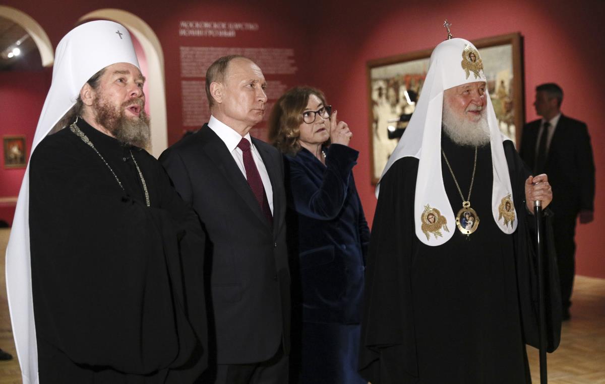 101 EPA Alexander Sherbaksputnikkremli.jpg