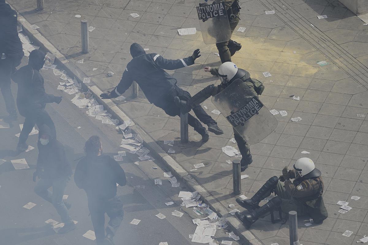 x01 AP Thanassis Stavrakis.jpg