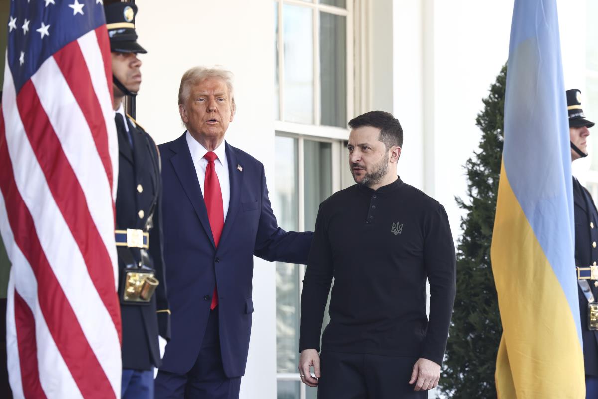 1102 EPA Jim Lo Scalzo  Pool.jpg