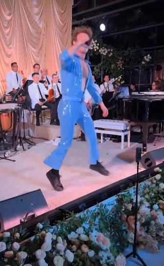 mark zakerberg 10.jpg