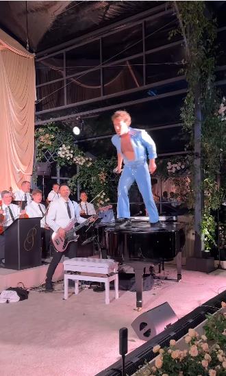 mark zakerberg 5.png