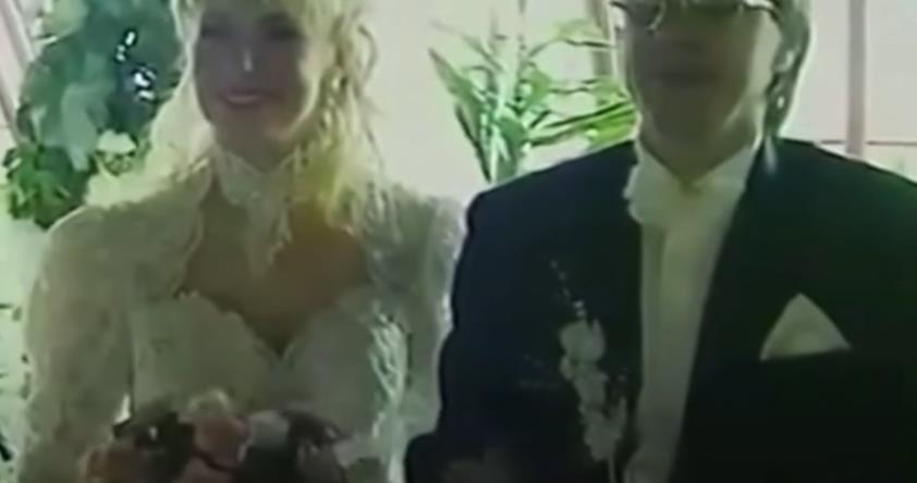 Saša Popović i Suzana Jovanović na svadbi