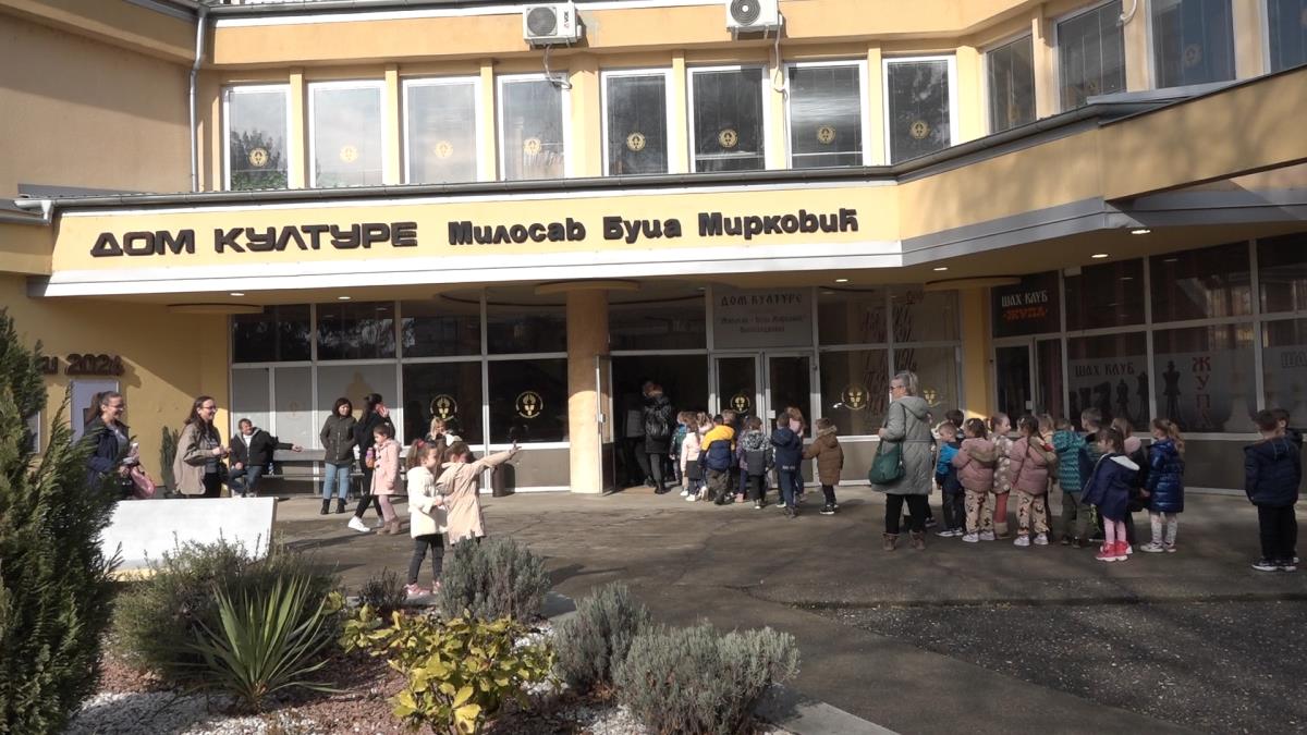 Aleksandrovac, Dom kulture.jpg