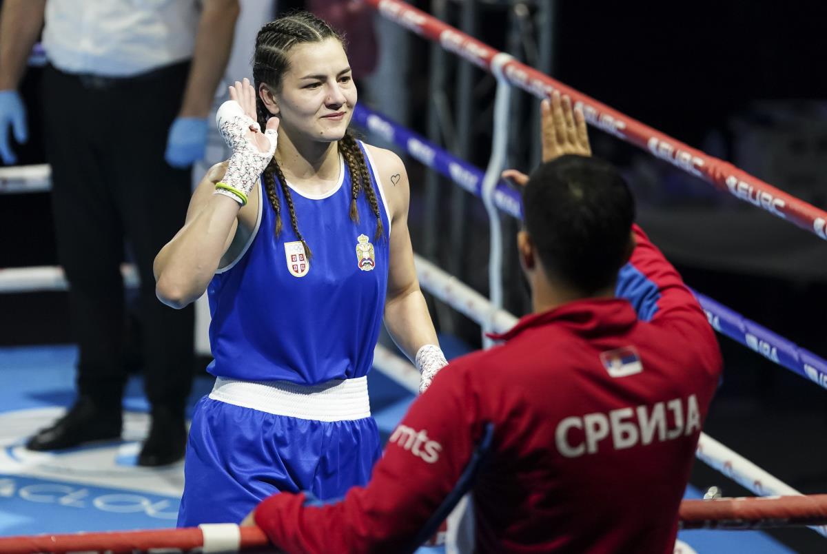 BOX-EURO 2024_25.JPG