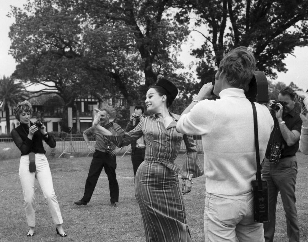 Olivera Katarina u Kanu - fotografija iz mladosti